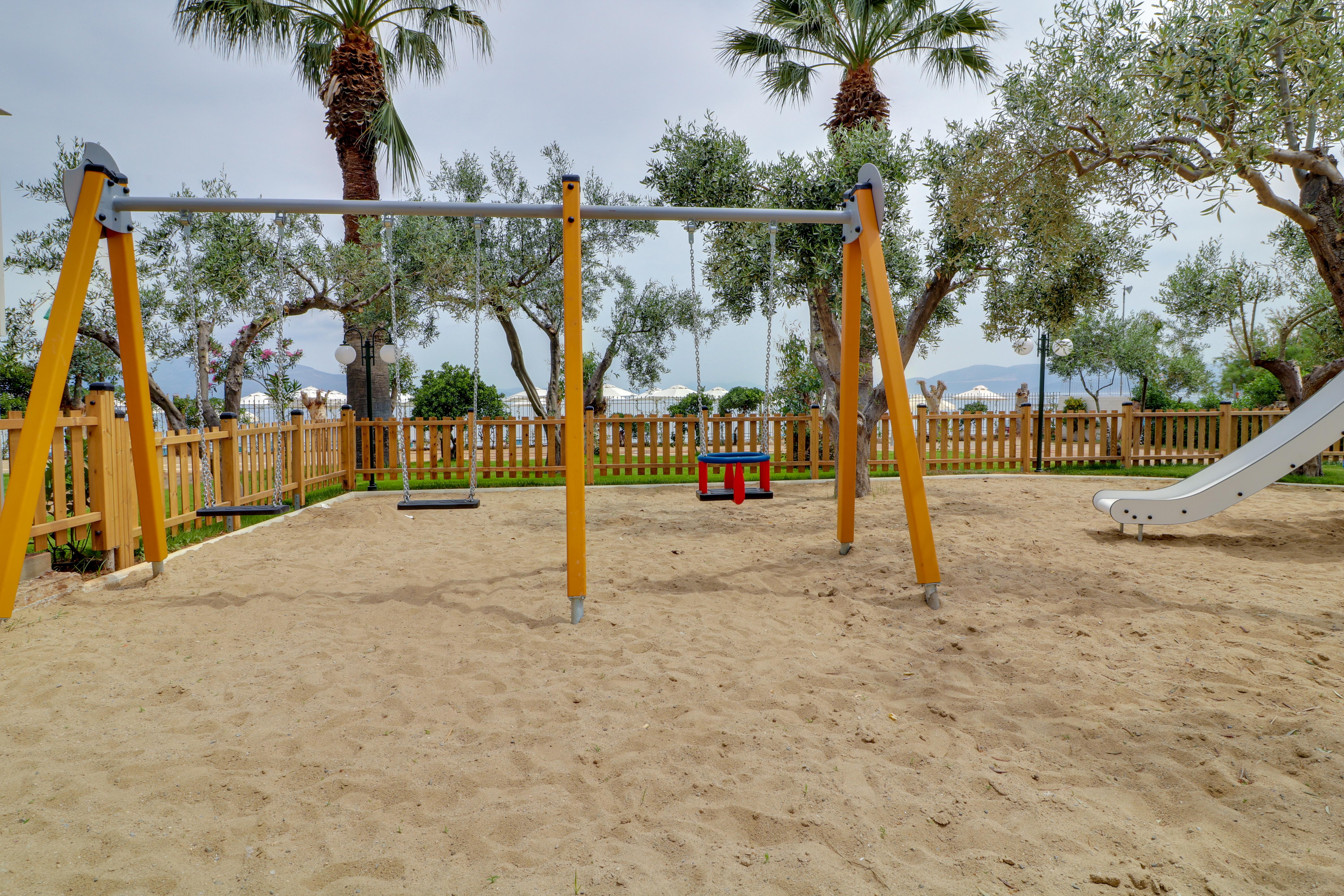 Calamos Family Club Hotel Kalamos (Attica)