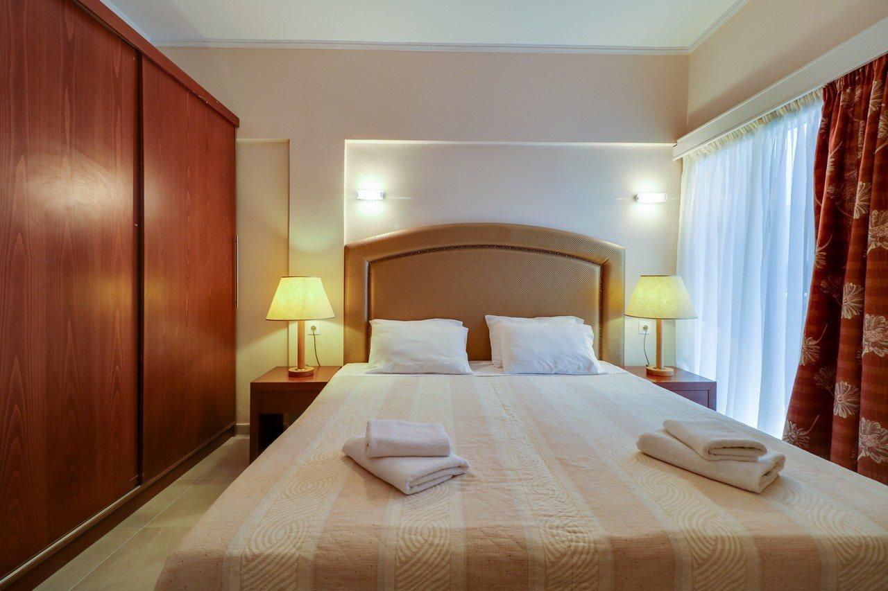 Calamos Family Club Hotel