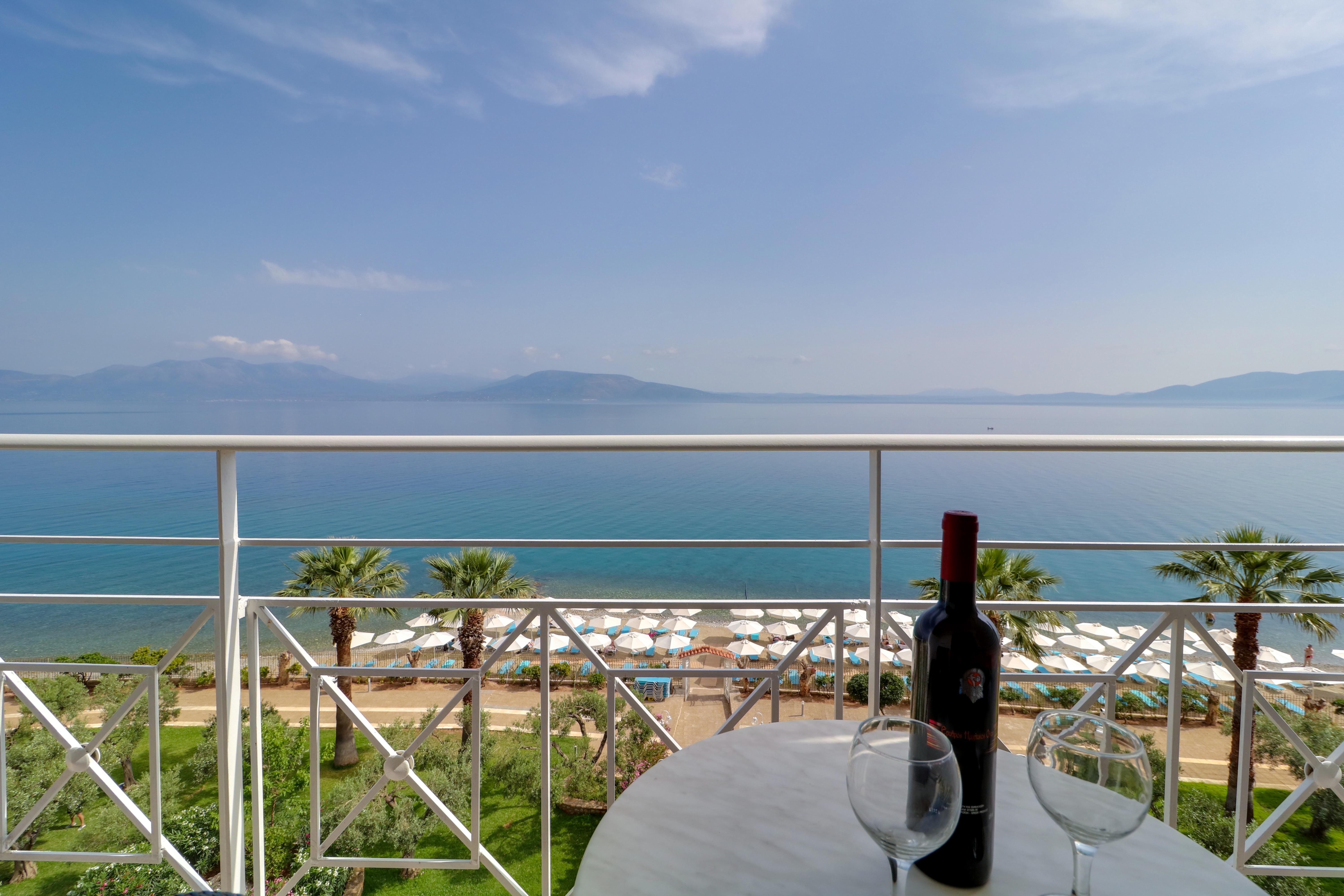 Calamos Family Club Hotel